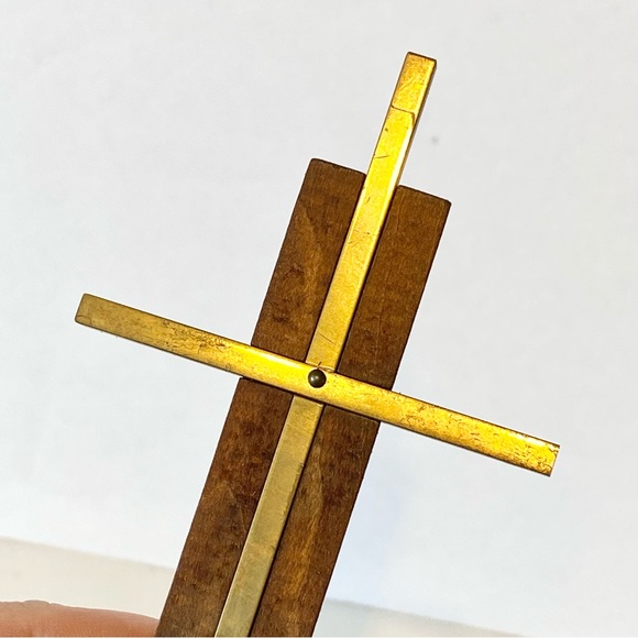 Vintage Brass, Pewter, and Wood Praying Boy Cross Holy Crucifix Religious - Picture 7 of 12